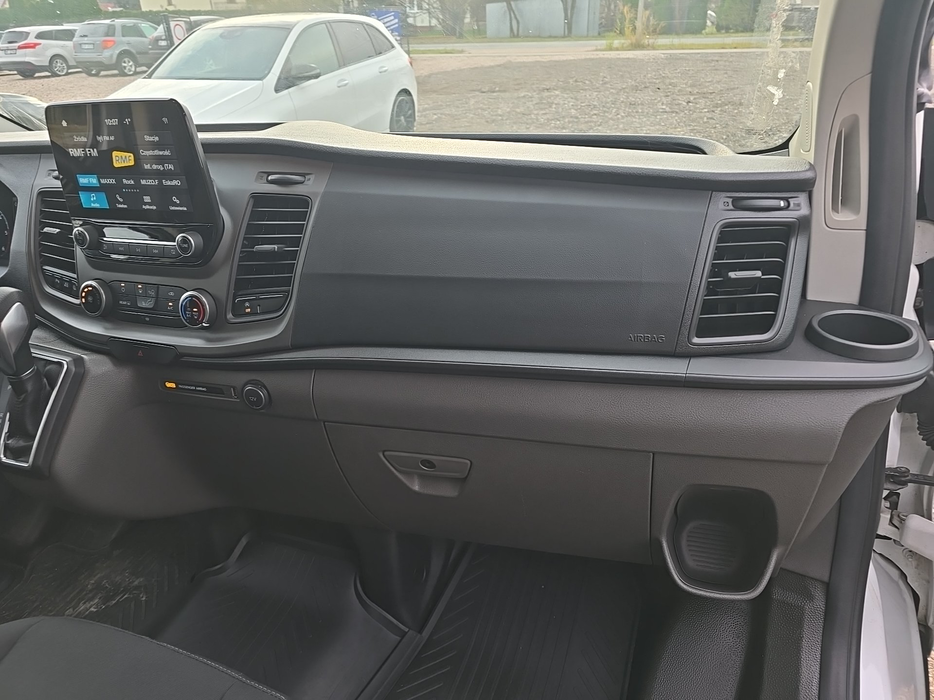 Zdjęcie kokpitu części prawej