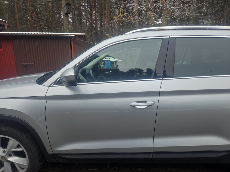 Zdjęcie drzwi przednich lewych wraz z szybą