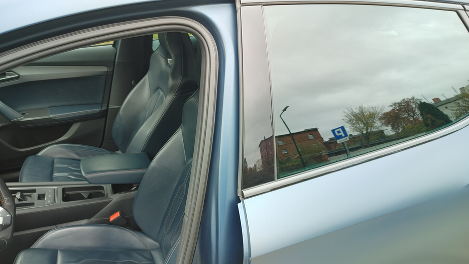 Zdjęcie słupka B lewego