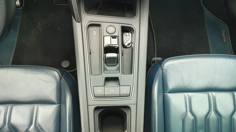 Zdjęcie drążka zmiany biegów