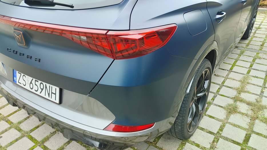 Zdjęcie oświetlenia tylnego prawego