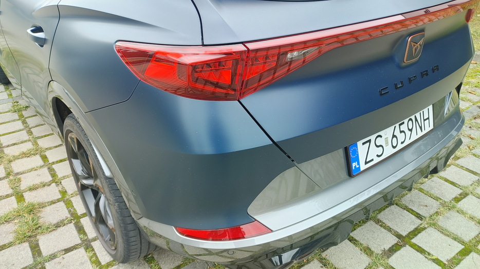 Zdjęcie oświetlenia tylnego lewego