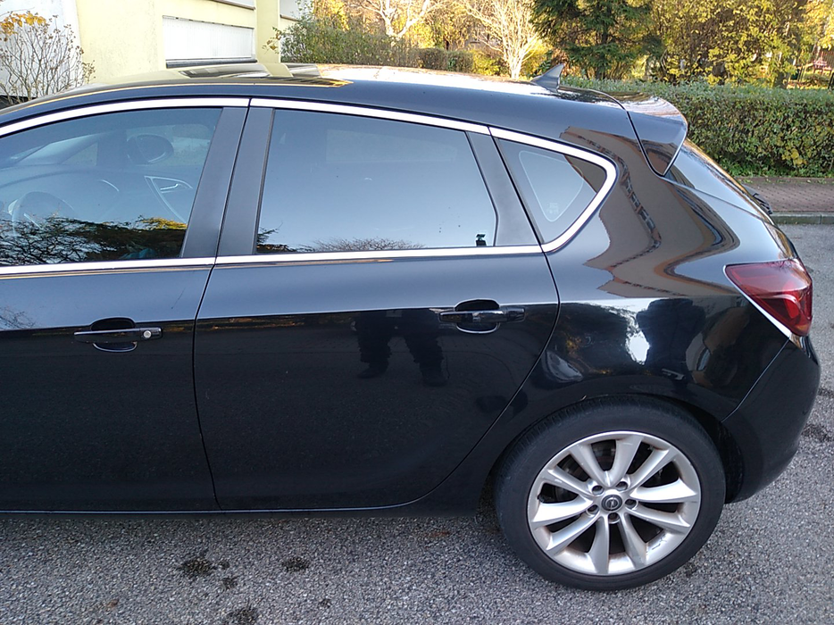 Zdjęcie drzwi tylne lewe wraz z szybą