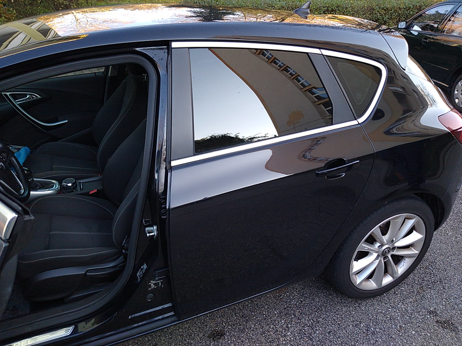 Zdjęcie słupka B lewego