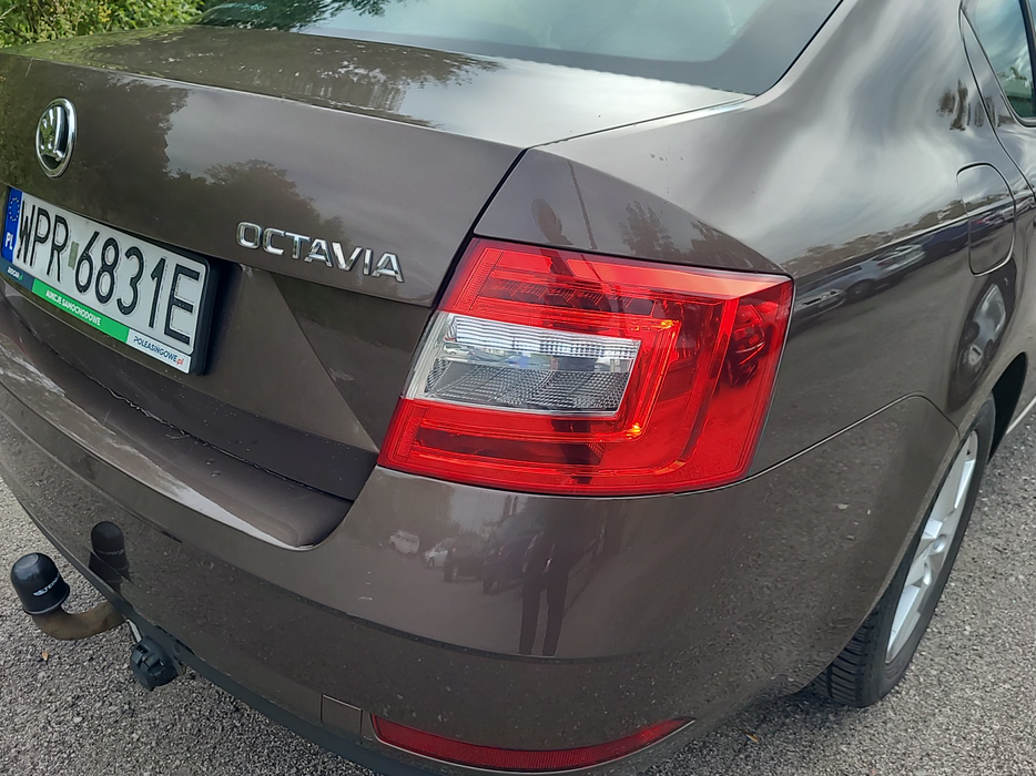Zdjęcie oświetlenia tylnego prawego