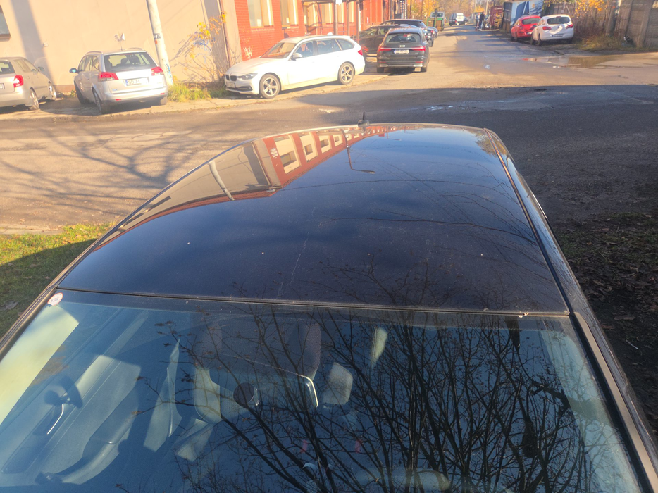 Zdjęcie dachu część przednia