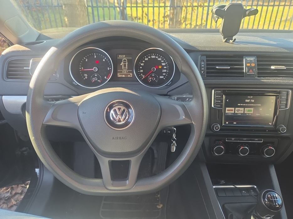 Zdjęcie kokpitu i kierownicy