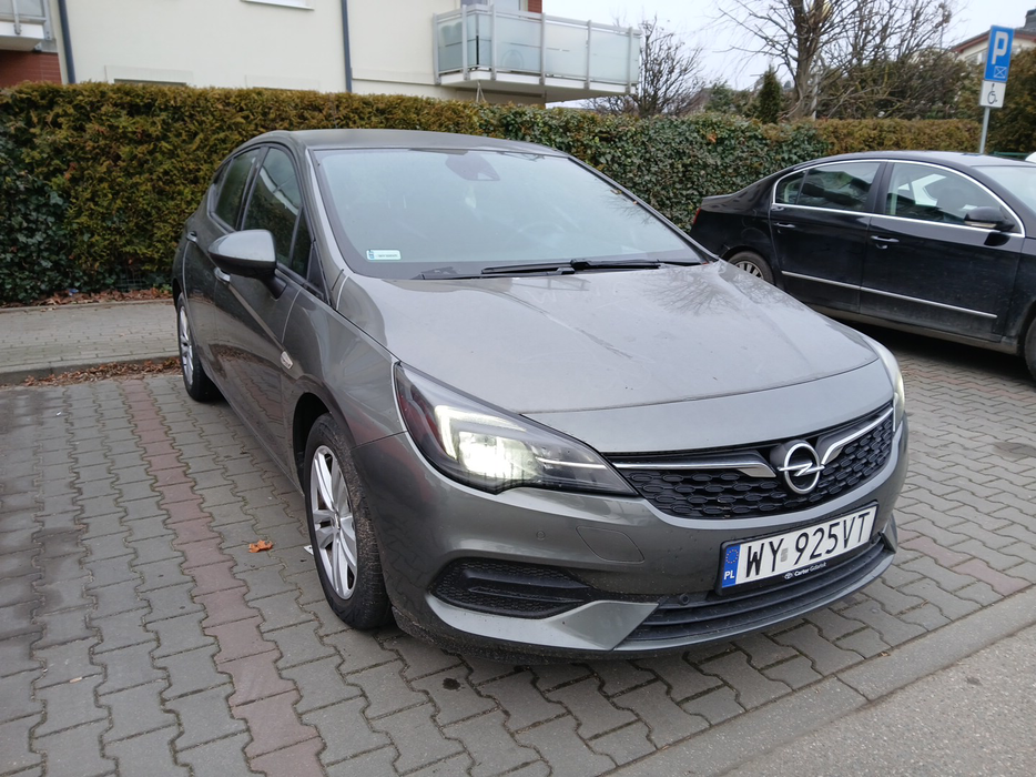 Zdjęcie po ukosie, prawy przód