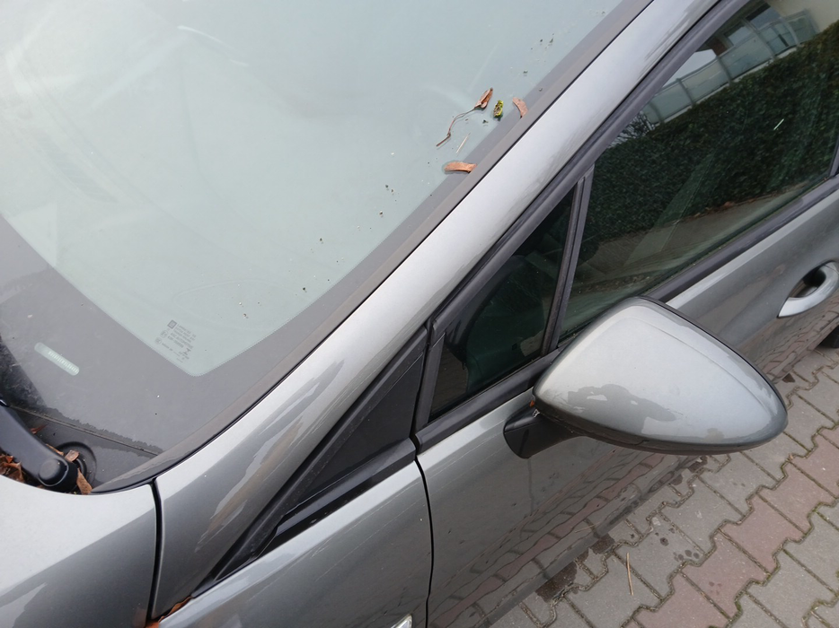 Zdjęcie słupka A lewego