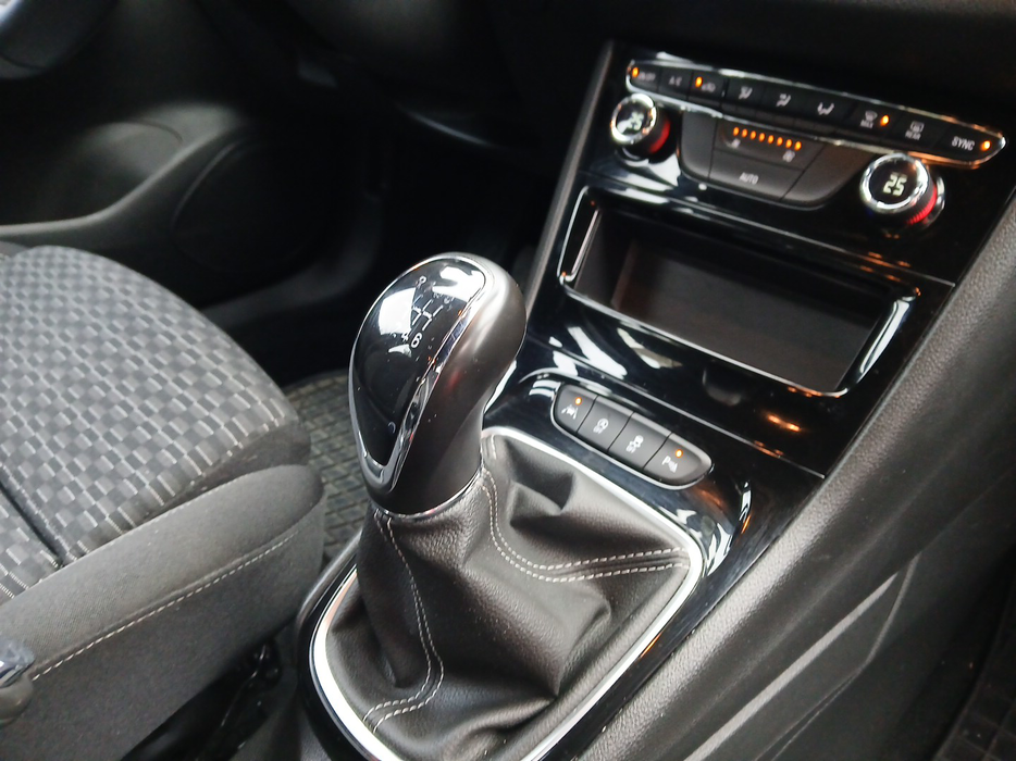 Zdjęcie drążka zmiany biegów