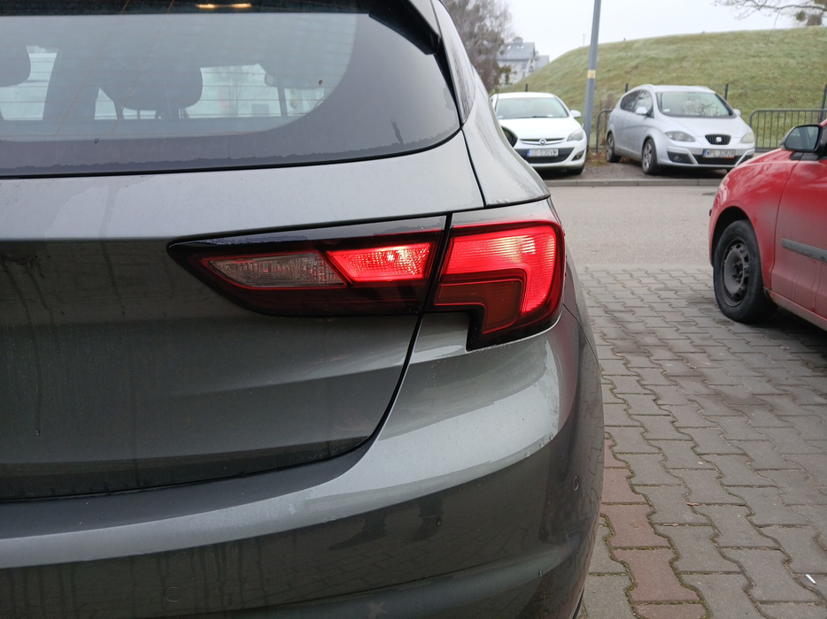 Zdjęcie oświetlenia tylnego prawego