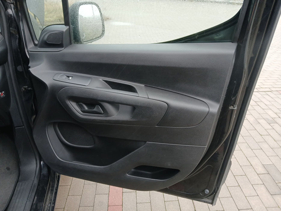 Zdjęcie tapicerki drzwi przednich prawych