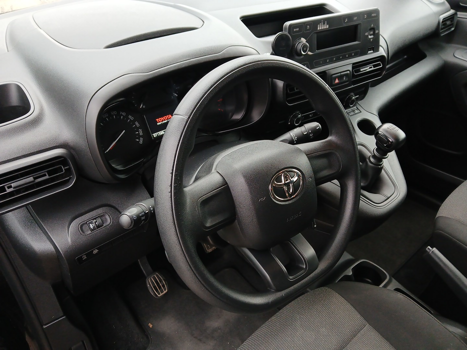 Zdjęcie kokpitu i kierownicy