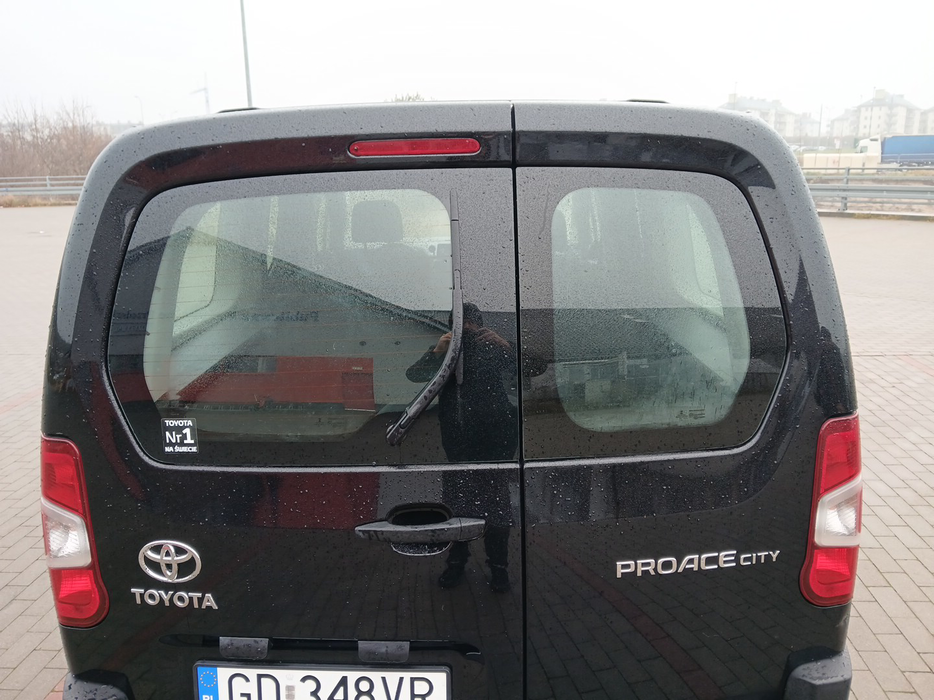 Zdjęcie szyby tylnej