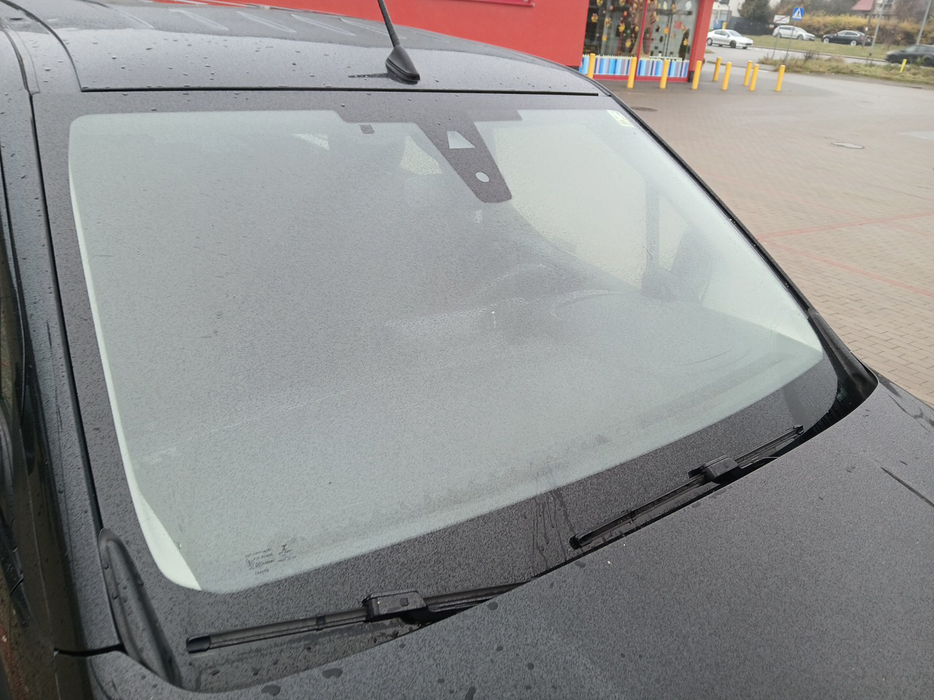 Zdjęcie szyby czołowej - zdjęcie ogólne