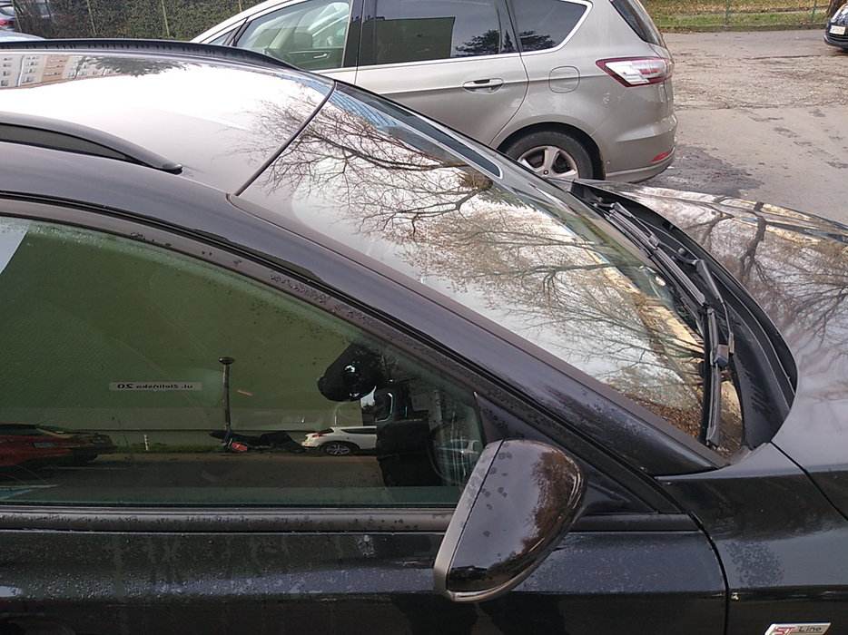 Zdjęcie słupka A prawego