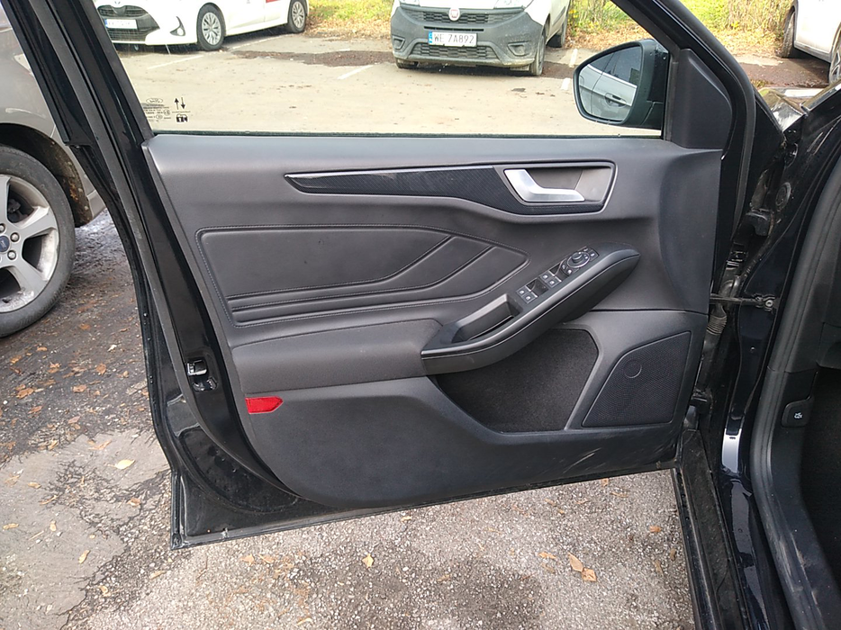 Zdjęcie tapicerki drzwi przednich lewych