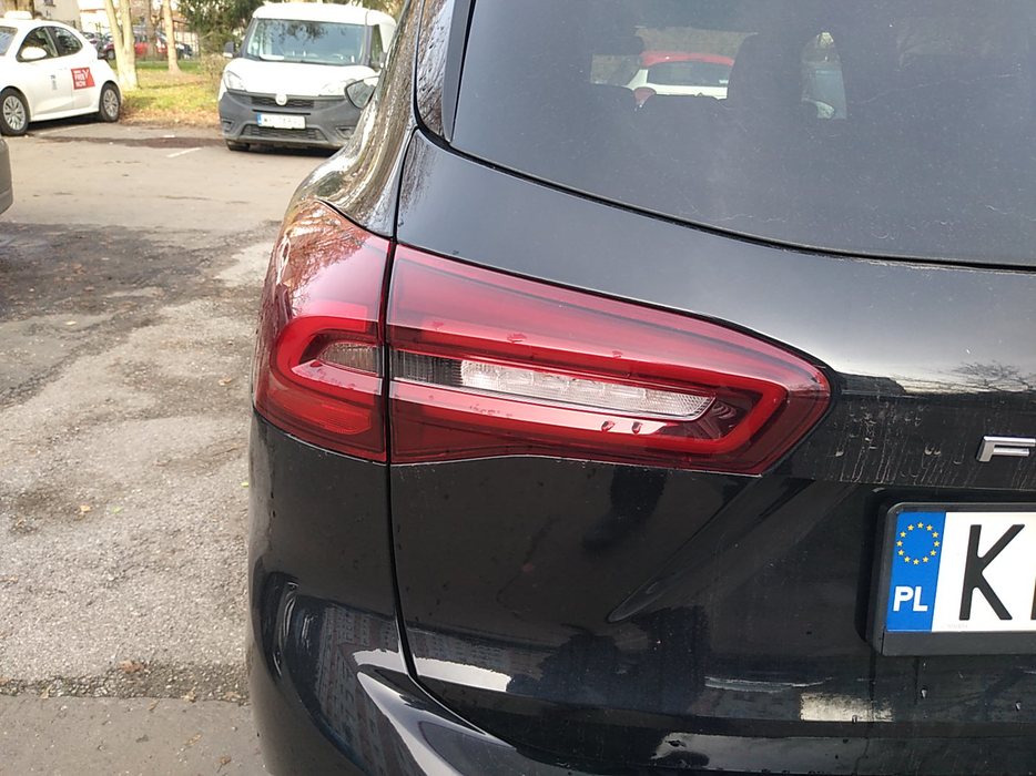 Zdjęcie oświetlenia tylnego lewego