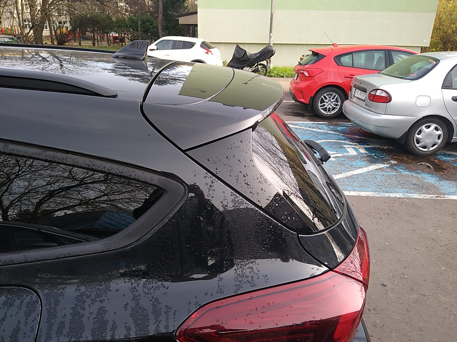 Zdjęcie słupka C lewego