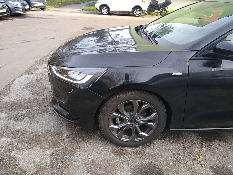 Zdjęcie błotnika przedniego lewego