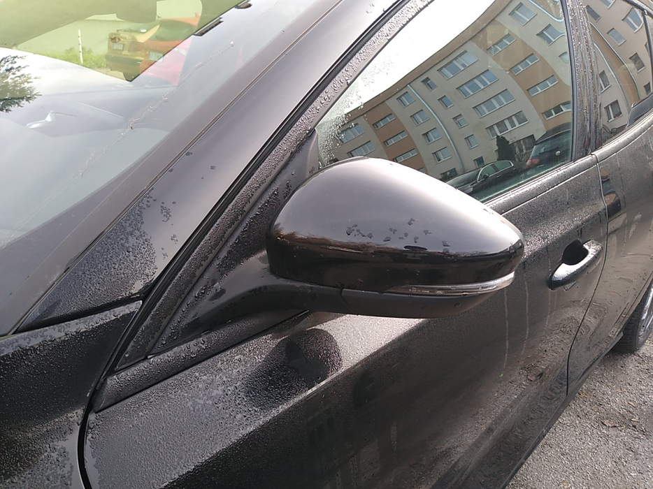 Zdjęcie obudowy lusterka lewego