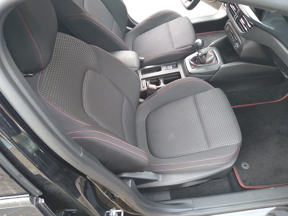 Zdjęcie fotela przedniego prawego