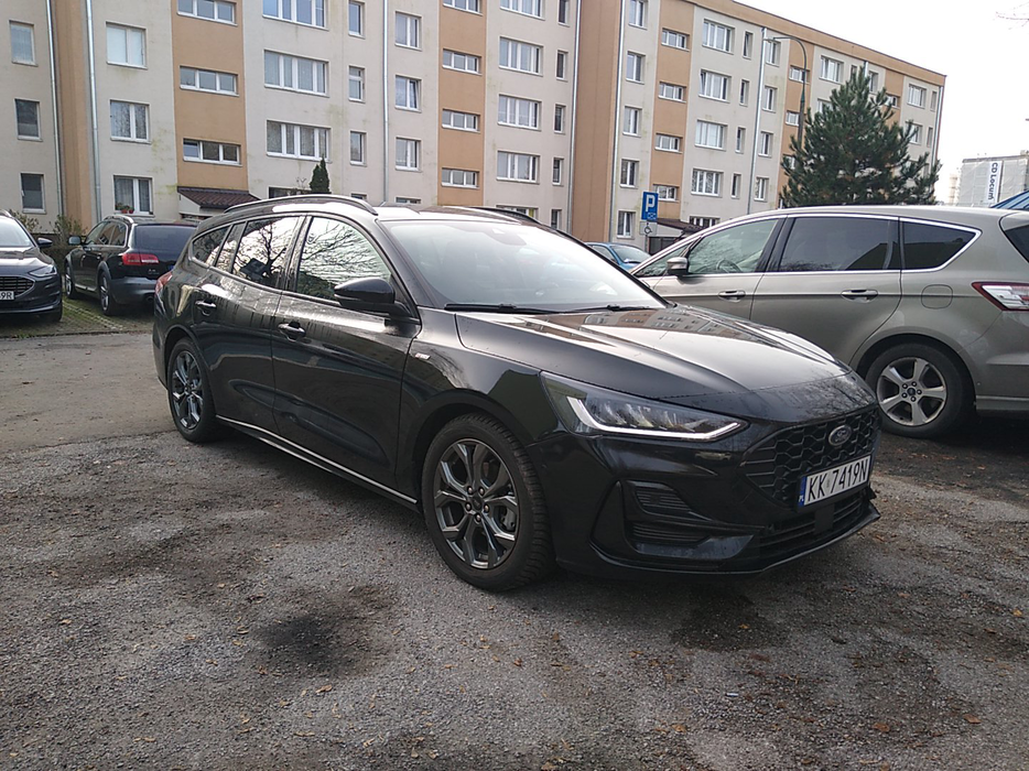 Zdjęcie po ukosie, prawy przód