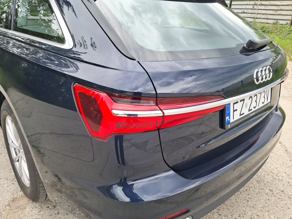 Zdjęcie oświetlenia tylnego lewego