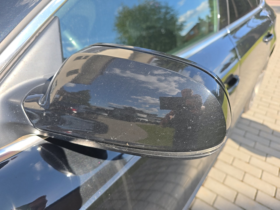 Zdjęcie obudowy lusterka lewego