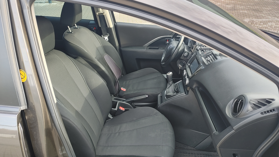 Zdjęcie fotela przedniego prawego