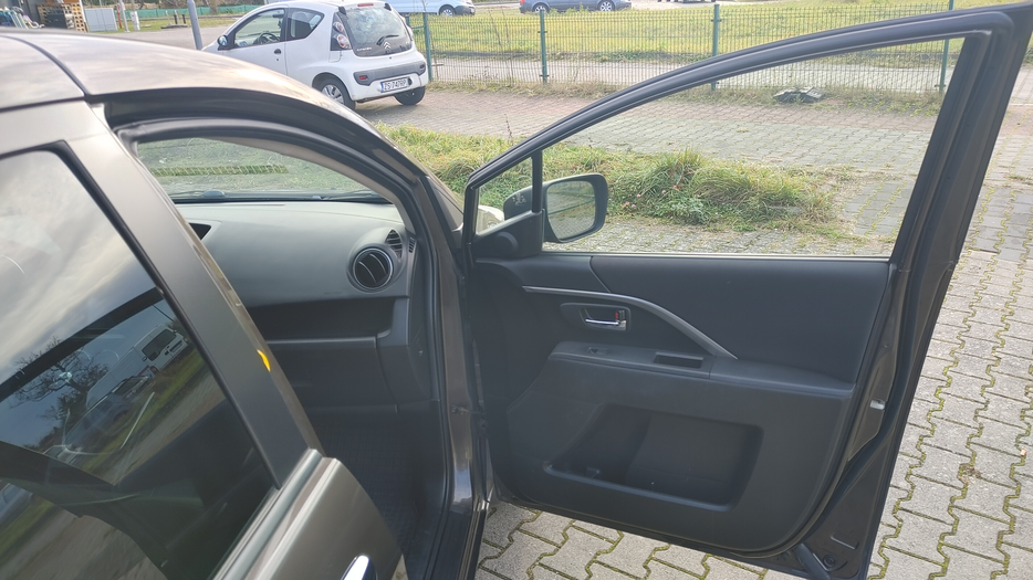 Zdjęcie tapicerki drzwi przednich prawych