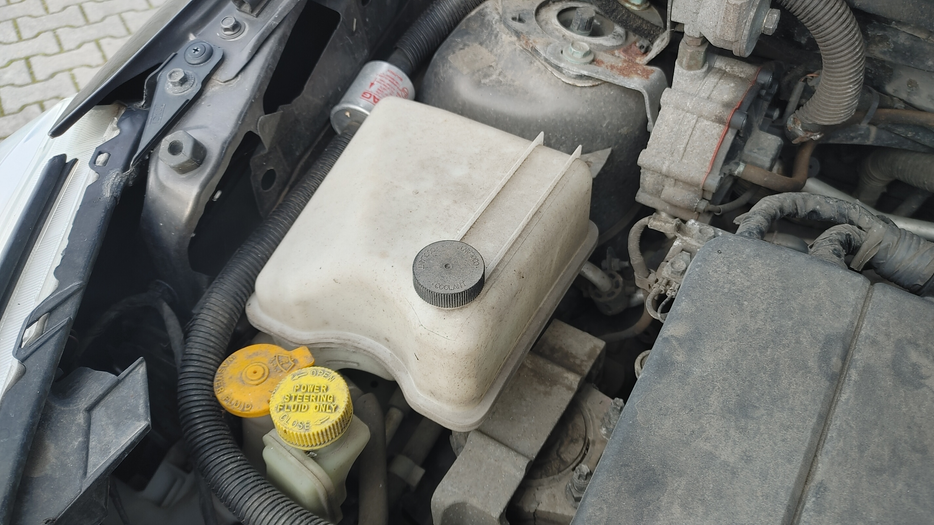 Zdjęcie zbiorniczka płynu chłodzącego