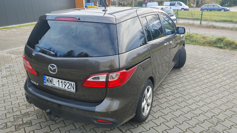 Zdjęcie po ukosie, prawy tył