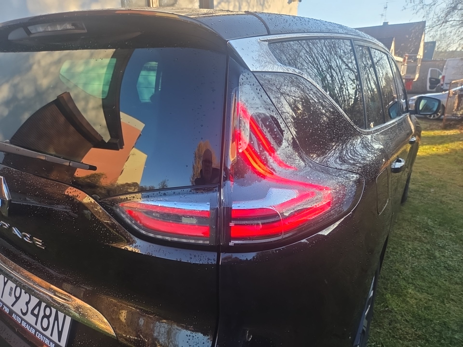 Zdjęcie oświetlenia tylnego prawego