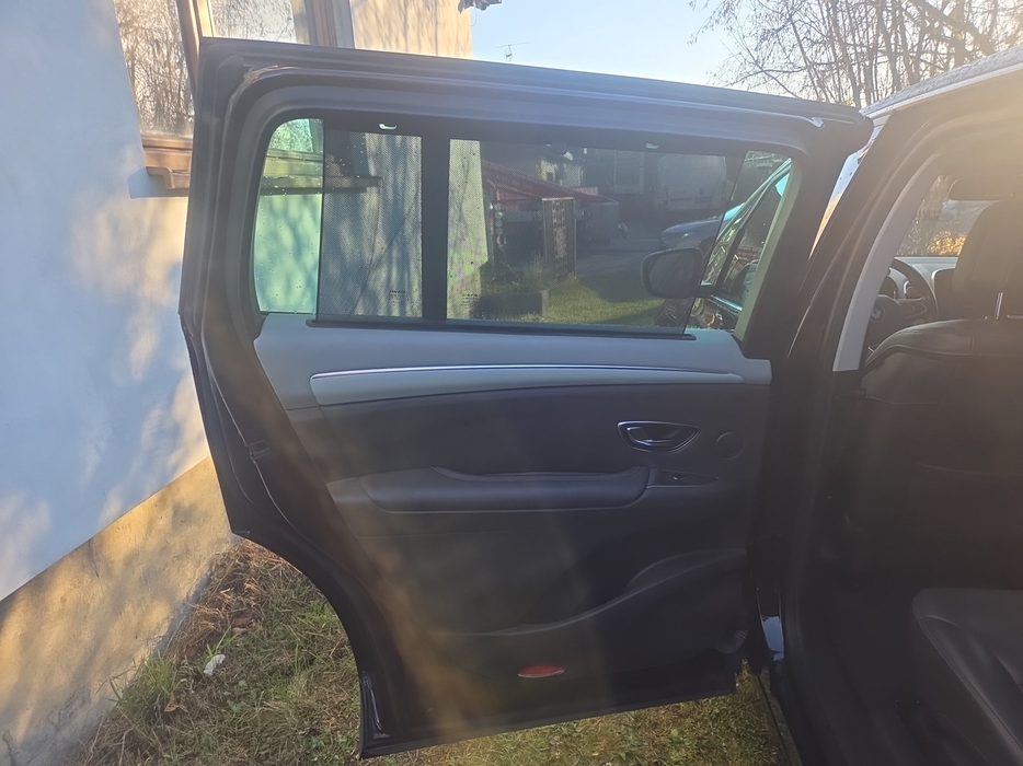 Zdjęcie tapicerki drzwi tylnych lewych