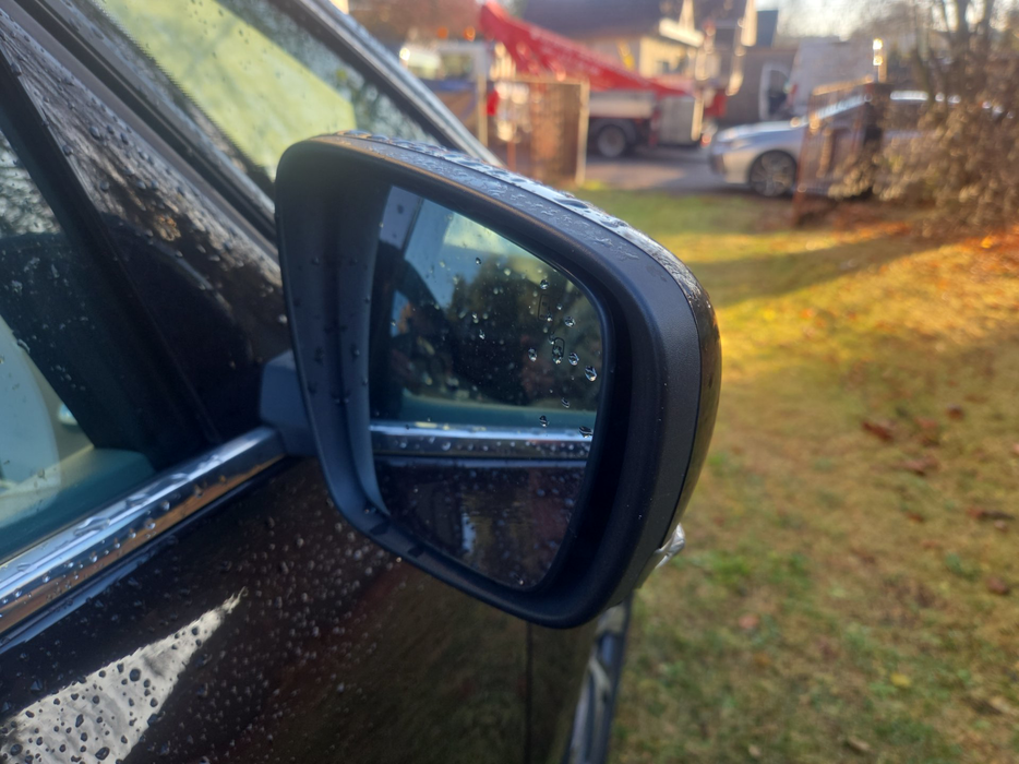 Zdjęcie zwierciadła lusterka prawego